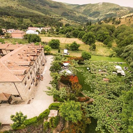 Hotel Ribera Del Corneja Navacepedilla de Corneja Esterno foto